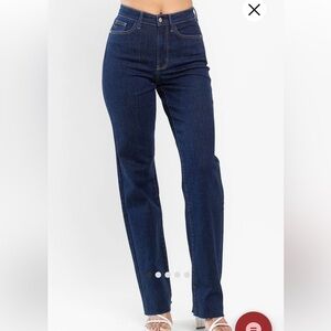 Judy Blue Women’s Straight Fit High Rise Raw Hem Jeans Size 7/28.